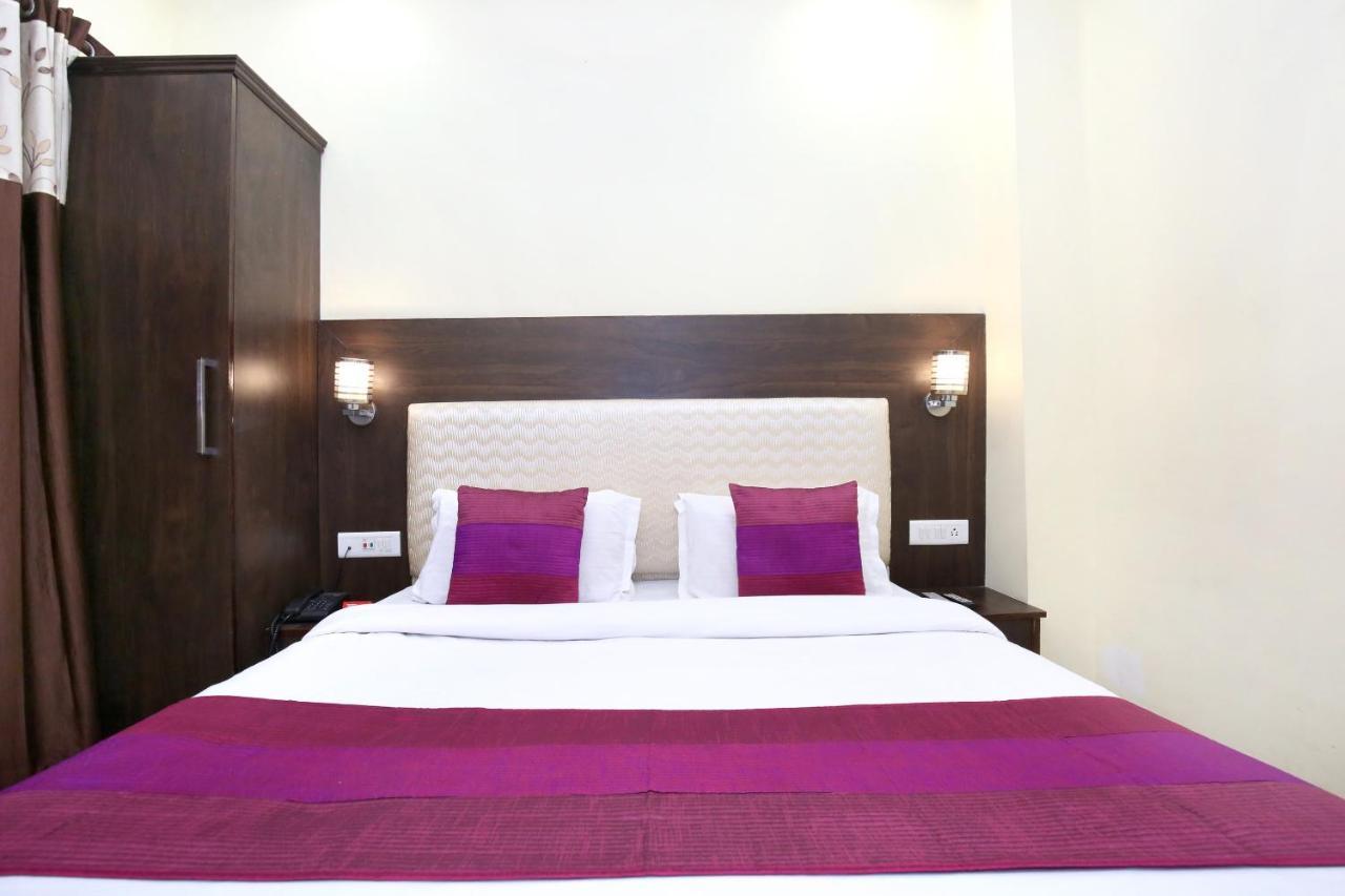 Hotel Oyo 7447 Grand Park à Amritsar Extérieur photo