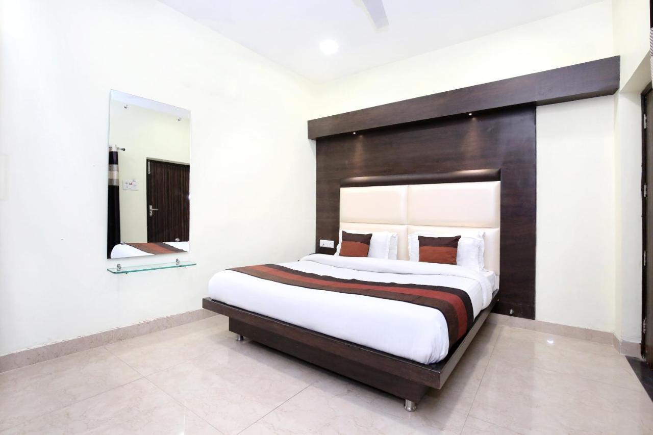 Hotel Oyo 7447 Grand Park à Amritsar Extérieur photo